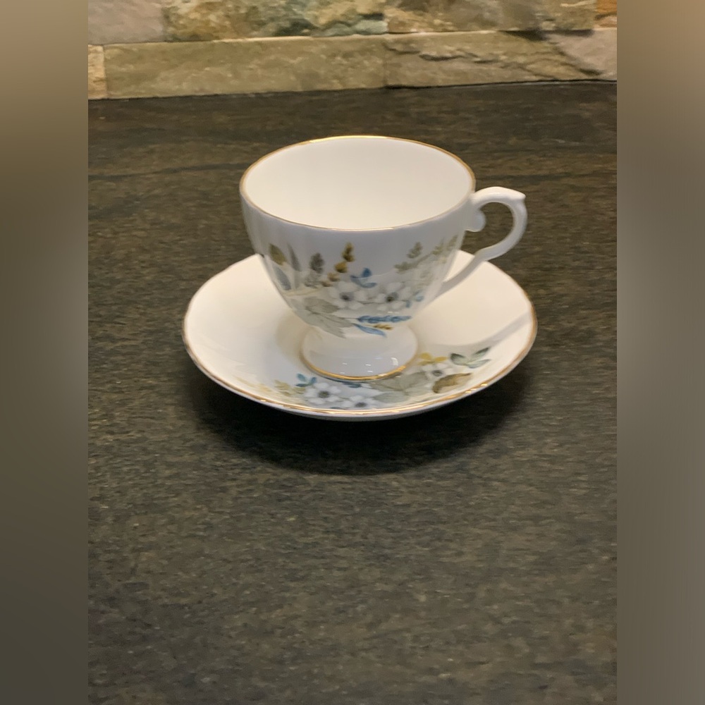 ROYAL GRAFTON | Vintage Tea Cup & Saucer